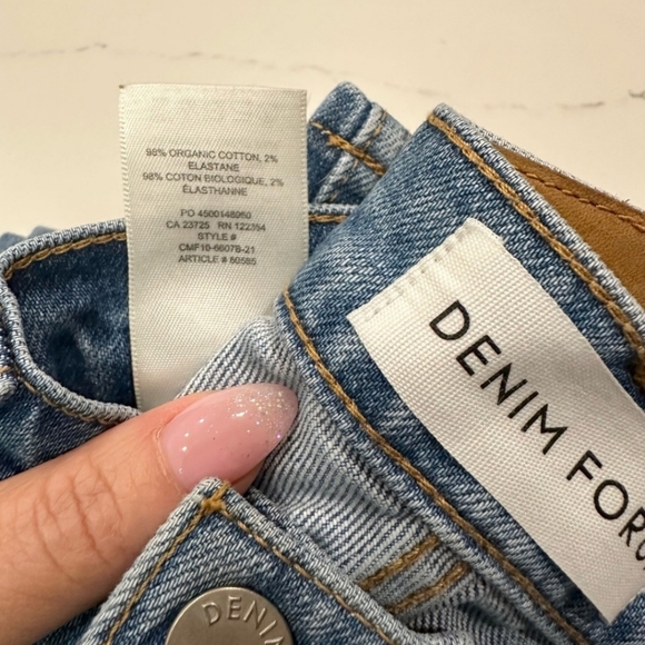 NWOT - Denim Forum Arlo 30L - Picture 7 of 7